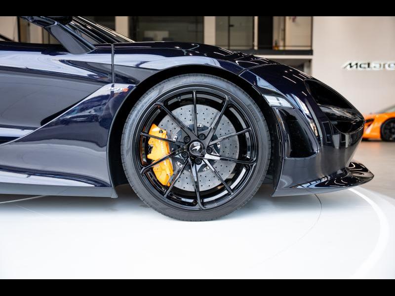McLaren Qualified Pre-Owned by Louyet