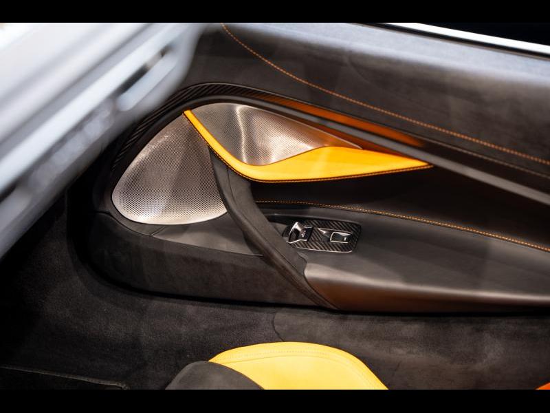 McLaren Qualified Pre-Owned by Louyet