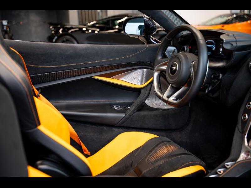 McLaren Qualified Pre-Owned by Louyet