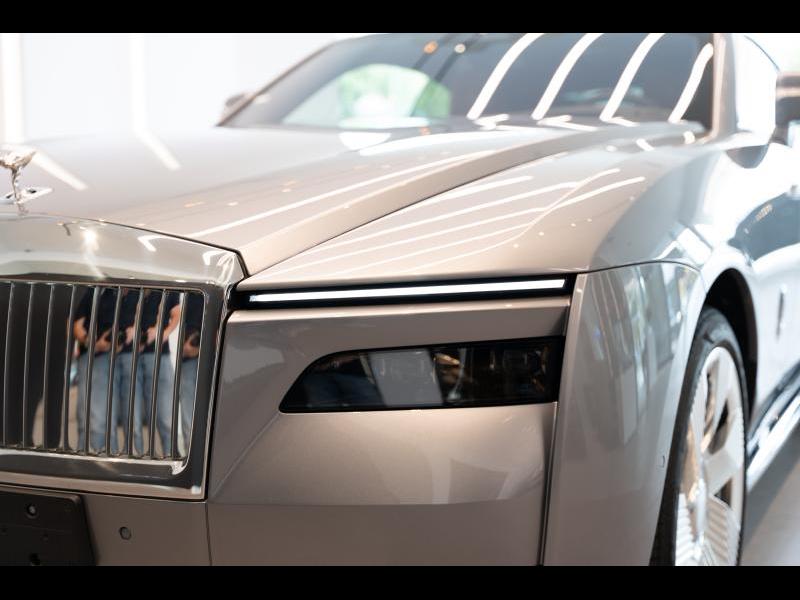 Rolls-Royce Provenance by Louyet | Spectre